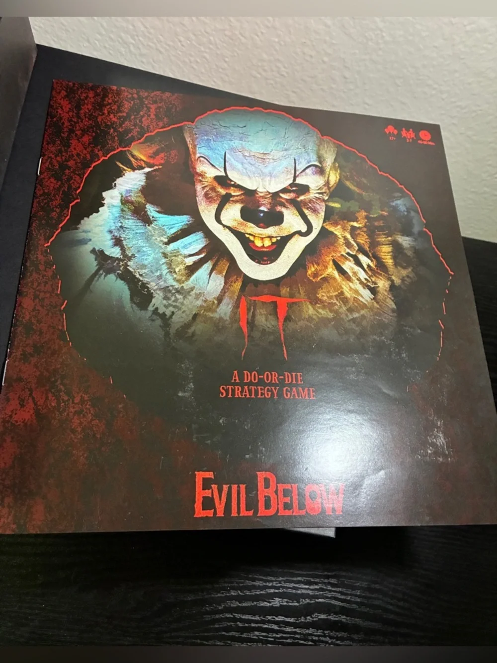 Evil Below Board Game IT Stephen King Pennywise Halloween Party 100% Complete